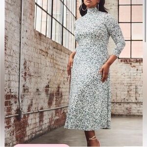 Eloquii Slashed Shoulder Mesh Dress - Sz 22